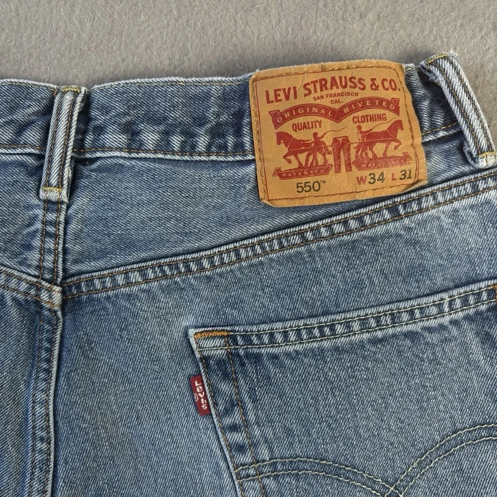 Levi's 550 Jeans Men W34 L31 Light Wash 100% Cotton Relaxed Fit‎